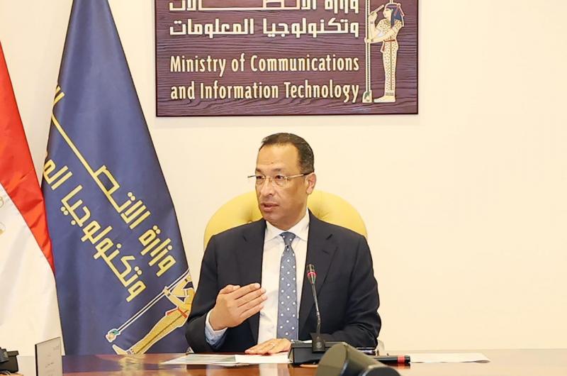 المهندس رأفت هندى وزير الاتصالات وتكنولوجيا المعلومات 