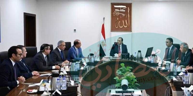 رئيس الوزراء يتابع الجهود المبذولة لتطوير آلية الدعم النقدي السلعي