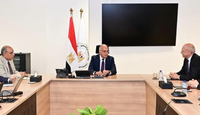 الدكتور سويلم يبحث مع شركة «إكسبوتك الدولية» تعزيز التكامل بين أسبوع القاهرة التاسع للمياه ومعرض ومؤتمر IWWI 2026 بالقاهرة