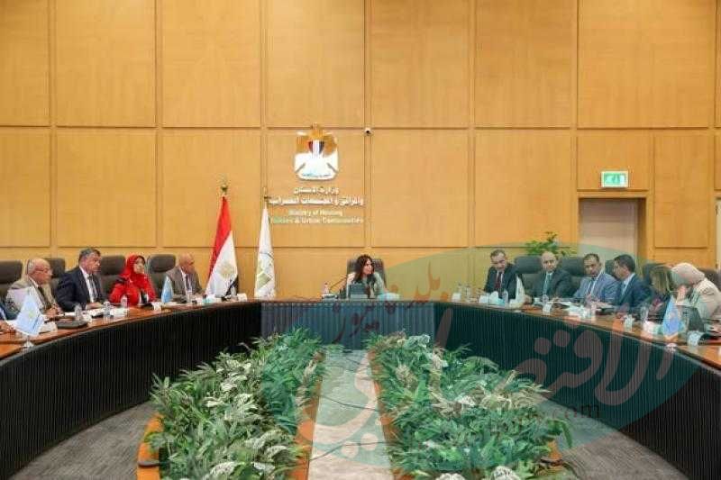 وزيرة الإسكان تعقد اجتماعًا موسعًا لمتابعة موقف مشروعات المبادرة الرئاسية ”حياة كريمة”