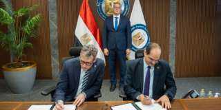 إيجاس وشيفرون تبرمان اتفاقية جديدة للتنقيب عن النفط والغاز بالبحر المتوسط باستثمارات 88 مليون دولار