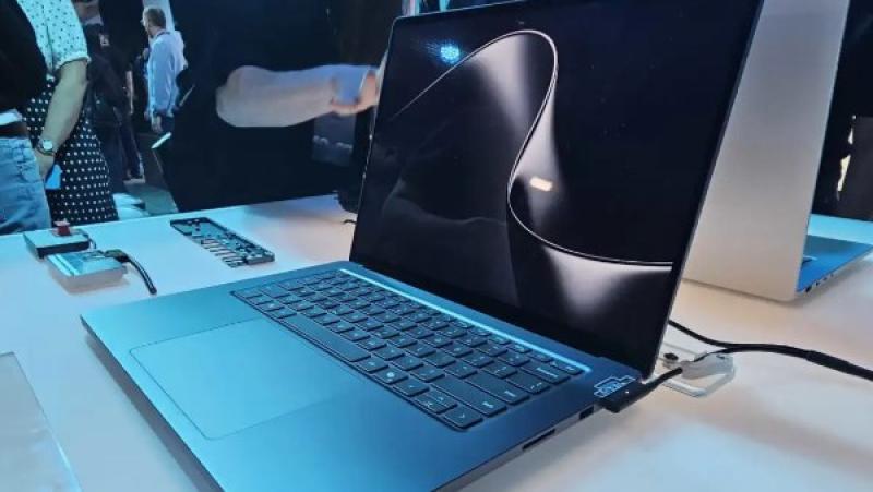 Surface Laptop Ultra