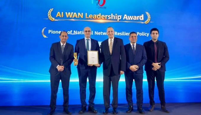 ” القومي لتنظيم الاتصالات ” يحصد جائزة دولية للريادة في تطوير البنية التحتية الرقمية وتعزيز أمن الشبكات وحماية الأطفال على الإنترنت
