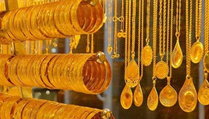 أسواق الذهب في مصر تواصل استقرارها خلال الإجازة وسط هبوط الأسعار العالمية لأدنى مستوياتها في 3 أشهر