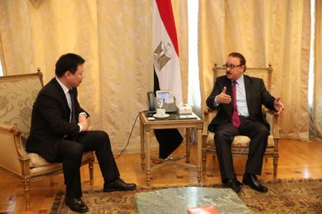 القاضي يبحث ZTE الصينية تفعيل شراكة استراتيجية طويلة المدى مع الحكومة المصرية
