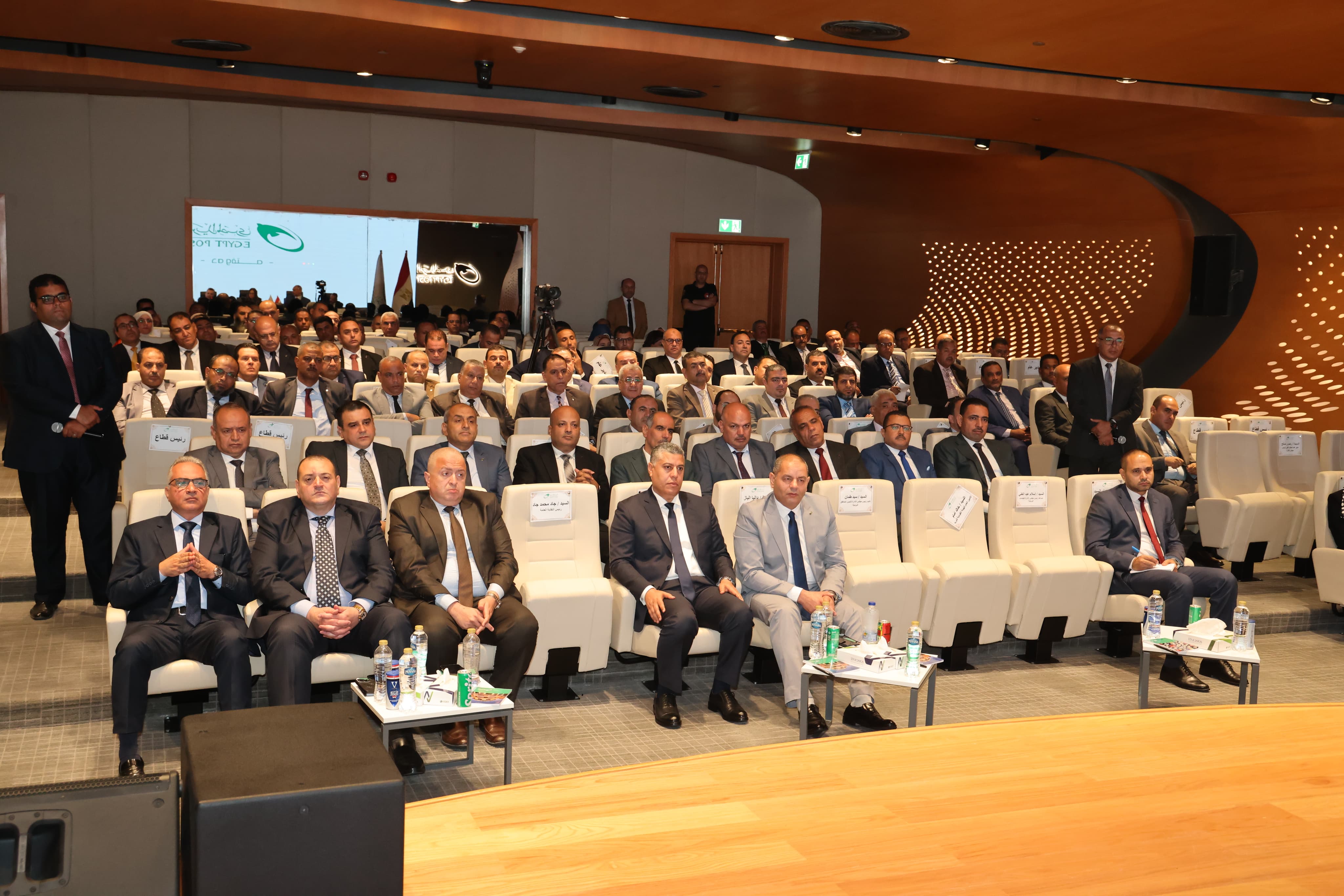 e5bf6572ab6d.jpg